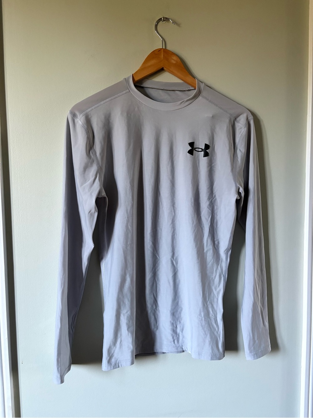 Under Armour Men's Long Sleeve Crew - Light Gray Compression Shirt